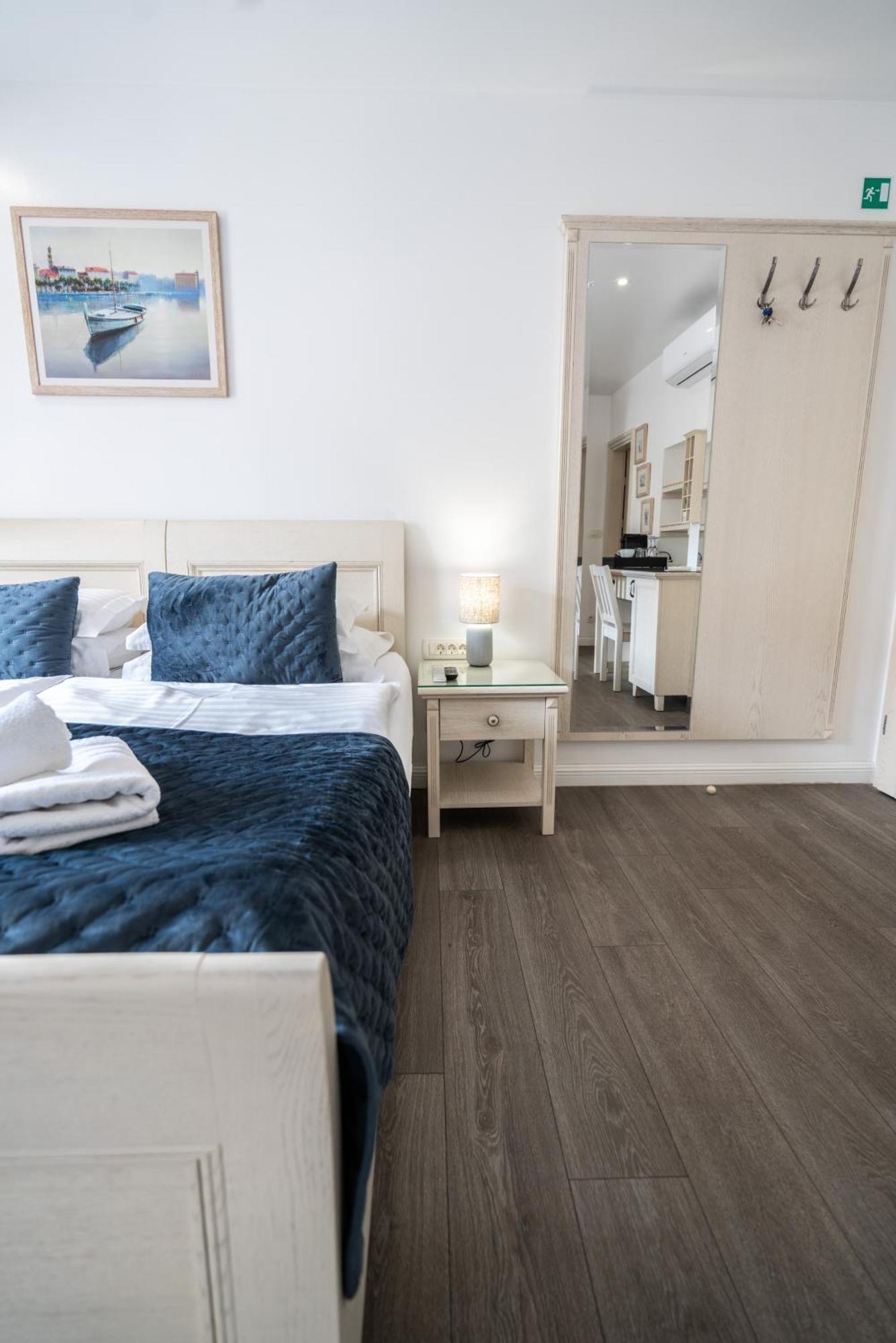 Luxury Rooms Lucija And Luka Σπλιτ Δωμάτιο φωτογραφία